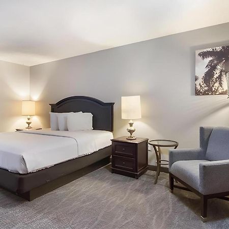 Rodeway Inn ลัมเบอร์ตัน ภายนอก รูปภาพ